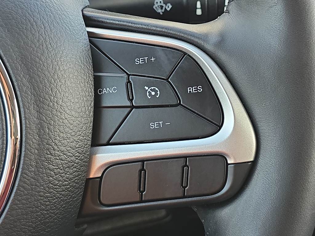 Thumbnail: 2019 Jeep Compass - 28