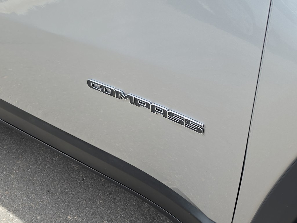 Thumbnail: 2019 Jeep Compass - 6