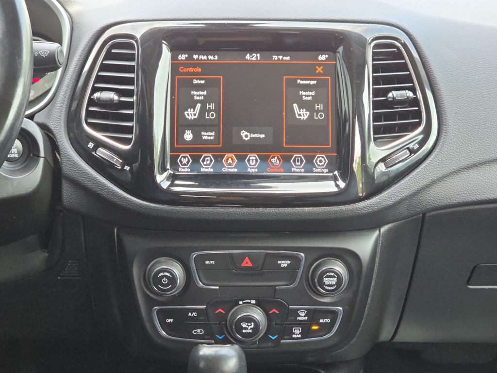 Thumbnail: 2019 Jeep Compass - 14