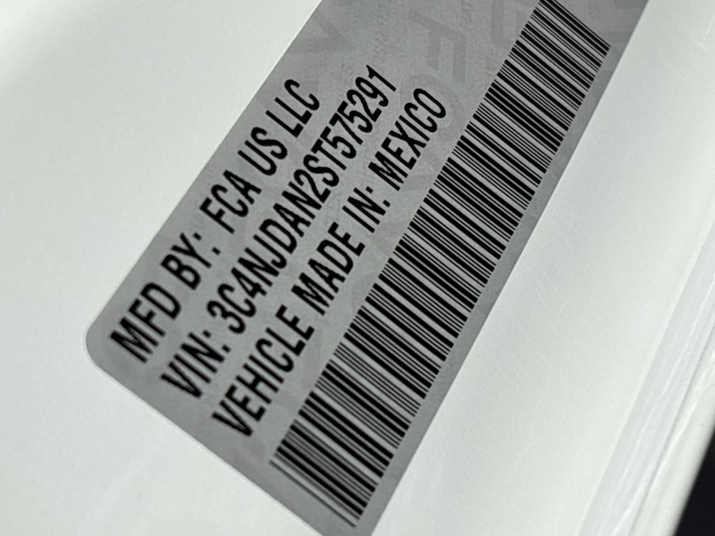 Thumbnail: 2025 Jeep Compass - 9