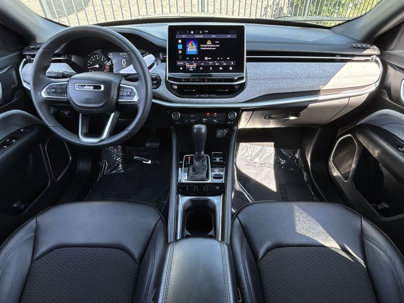 Thumbnail: 2024 Jeep Compass - 10