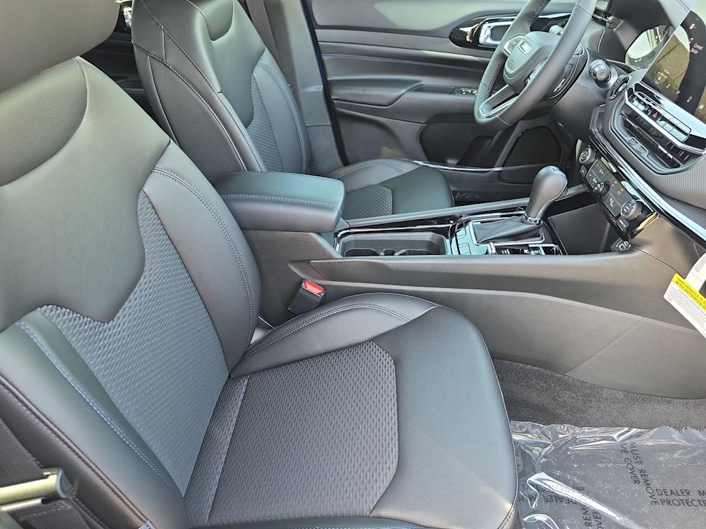 Thumbnail: 2026 Jeep Compass - 11