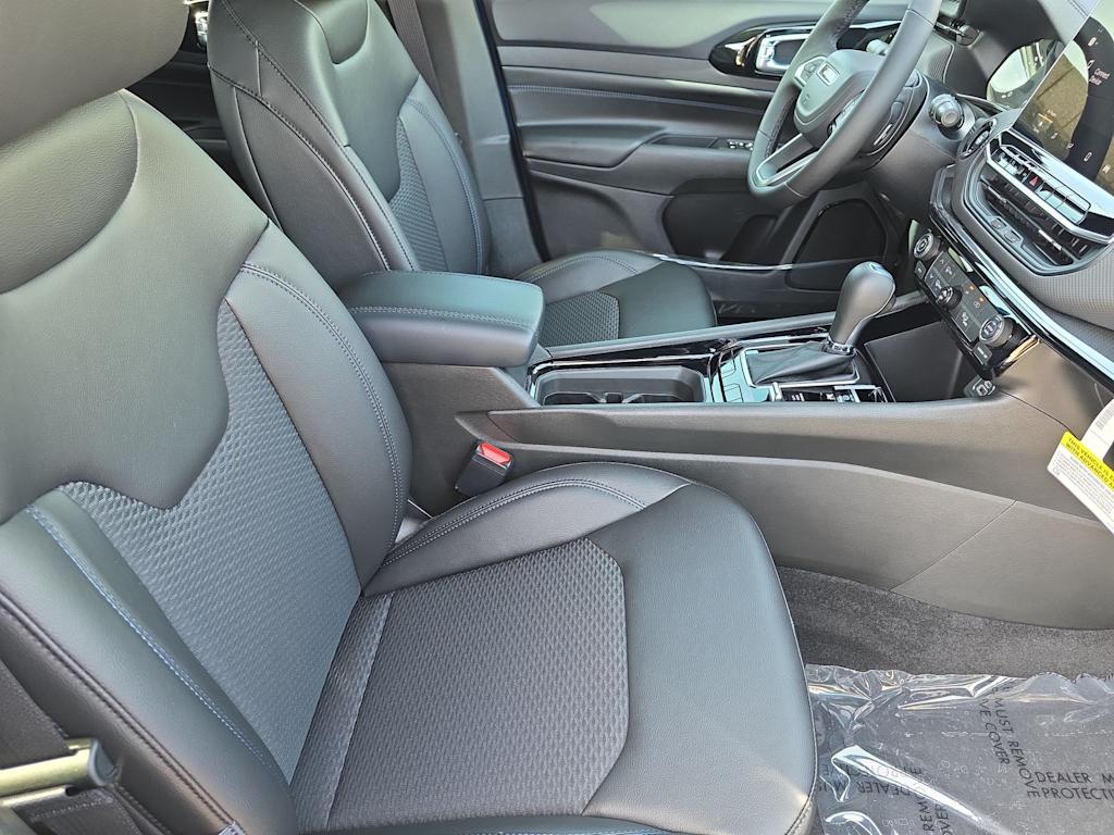 Thumbnail: 2026 Jeep Compass - 11