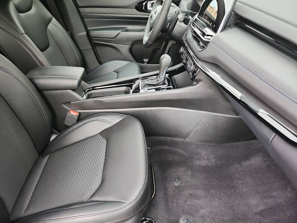 Thumbnail: 2026 Jeep Compass - 22
