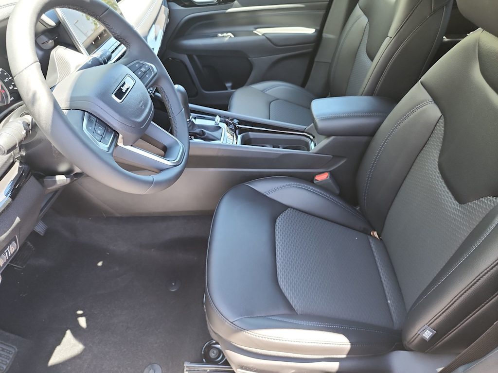 Thumbnail: 2026 Jeep Compass - 11