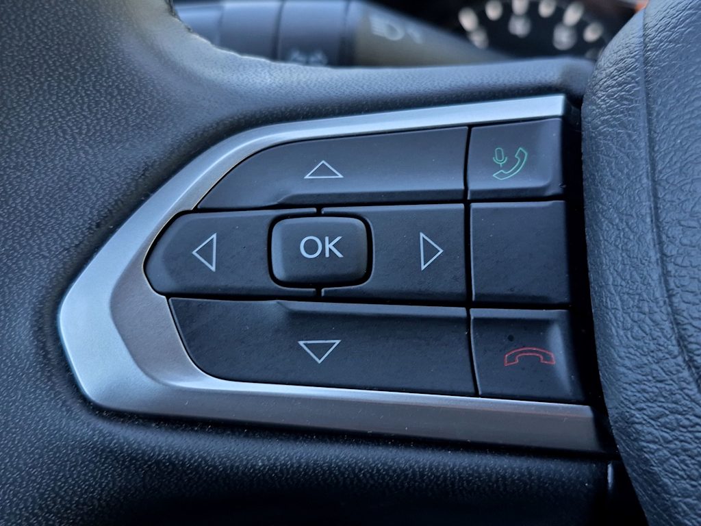 Thumbnail: 2023 Jeep Compass - 27
