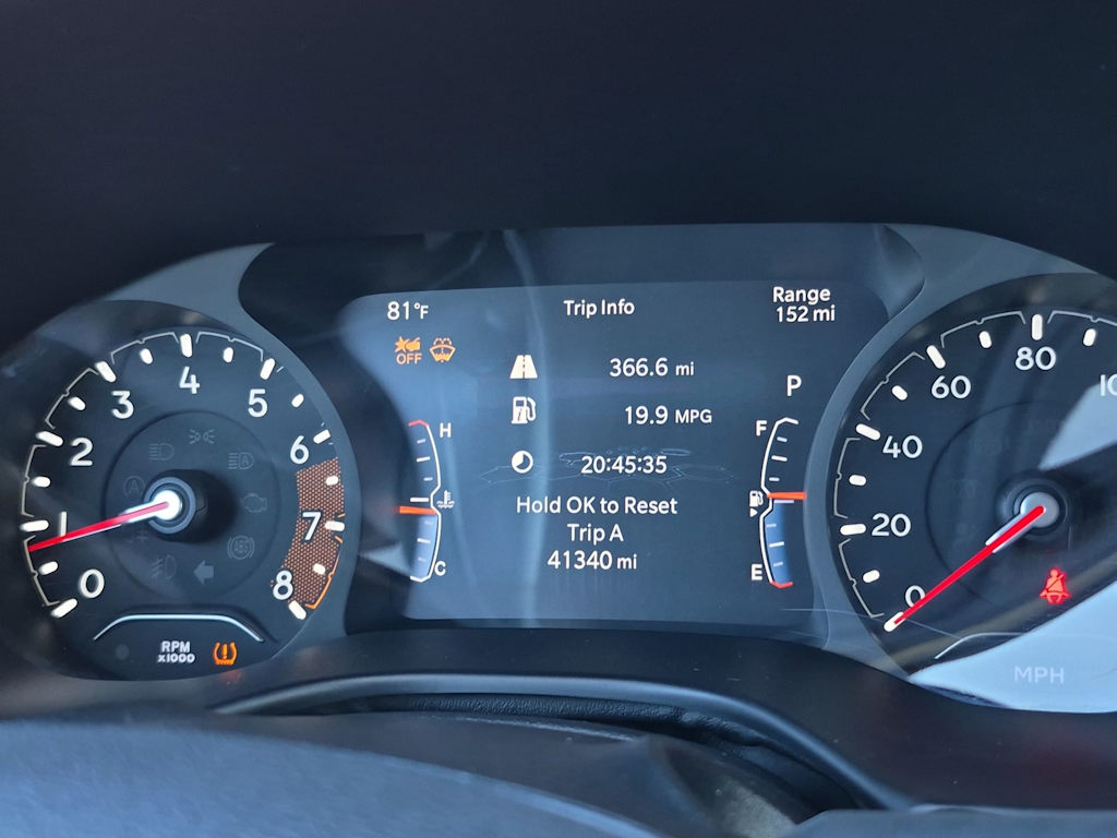 Thumbnail: 2023 Jeep Compass - 17