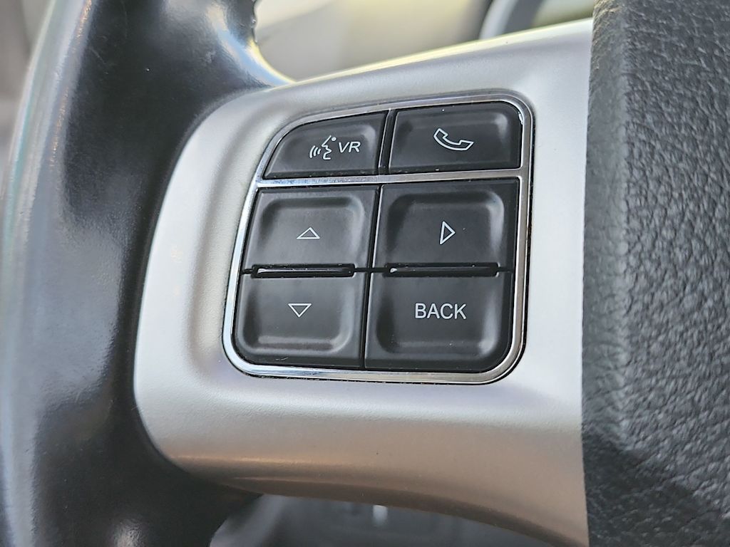 Thumbnail: 2020 Dodge Journey - 26