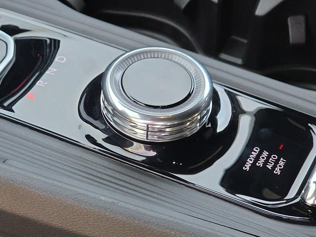 Thumbnail: 2026 Jeep Cherokee - 17