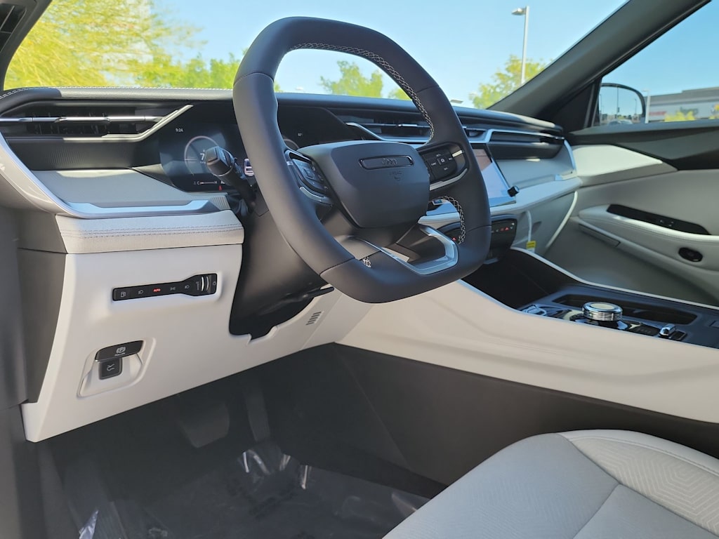 Thumbnail: 2026 Jeep Cherokee - 2