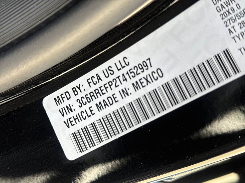 Thumbnail: 2026 RAM 1500 - 17