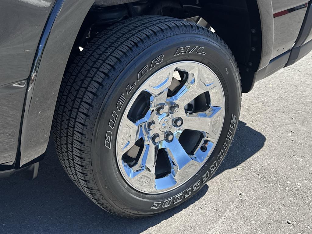 Thumbnail: 2026 RAM 1500 - 8