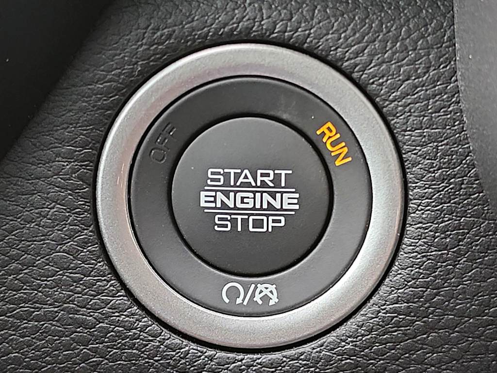 Thumbnail: 2026 RAM 1500 - 25