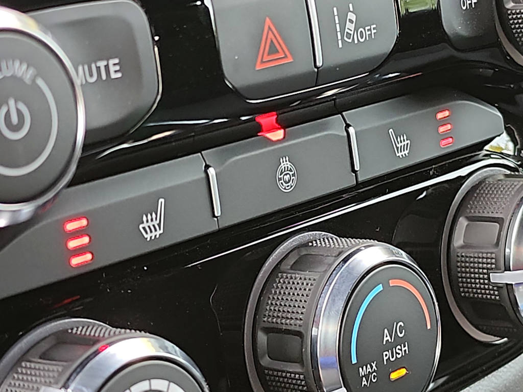 Thumbnail: 2026 RAM 1500 - 28