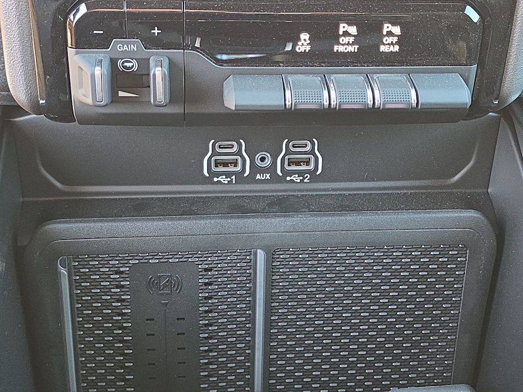 Thumbnail: 2026 RAM 1500 - 30