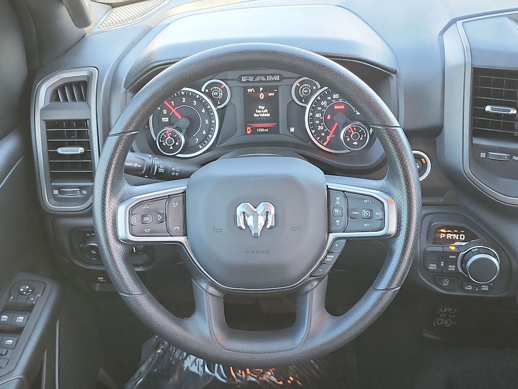 Thumbnail: 2026 RAM 1500 - 9