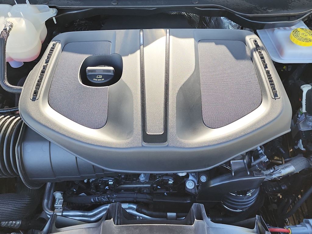 Thumbnail: 2026 RAM 1500 - 8