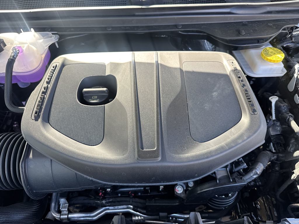 Thumbnail: 2026 RAM 1500 - 9
