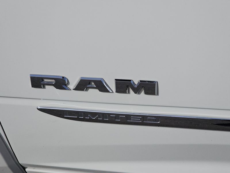 2022 RAM 2500 Limited 30