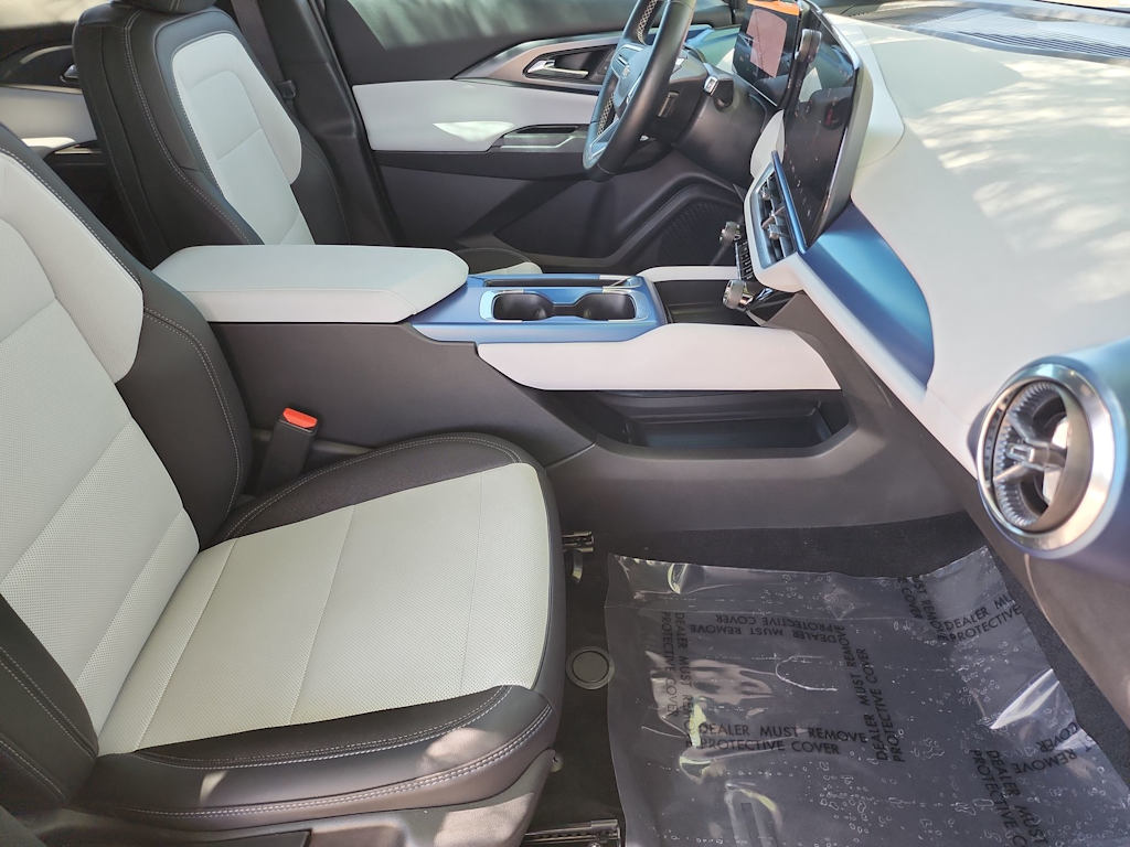 Thumbnail: 2024 Chevrolet Equinox - 12