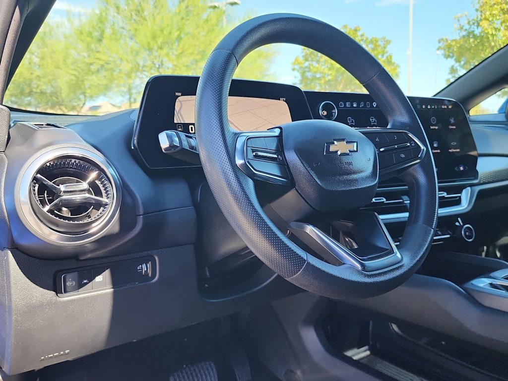 Thumbnail: 2025 Chevrolet Equinox - 2