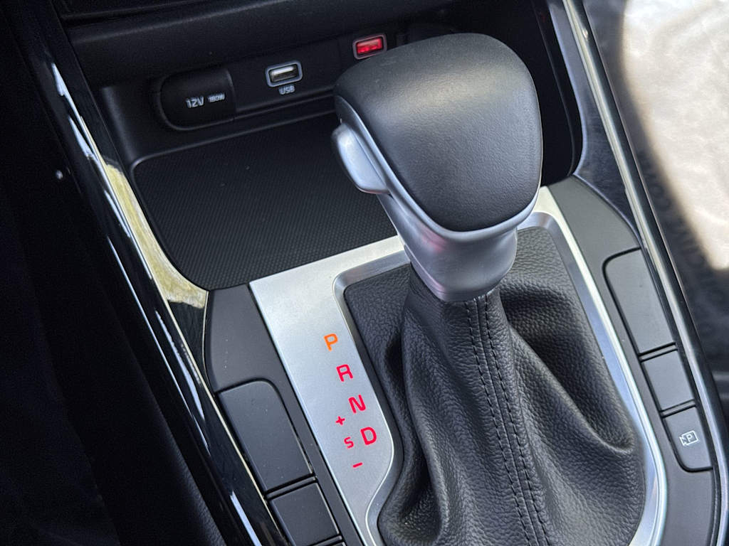 Thumbnail: 2023 Kia Forte - 16