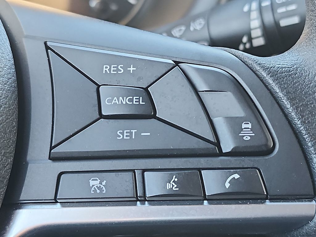 Thumbnail: 2024 Nissan Kicks - 28