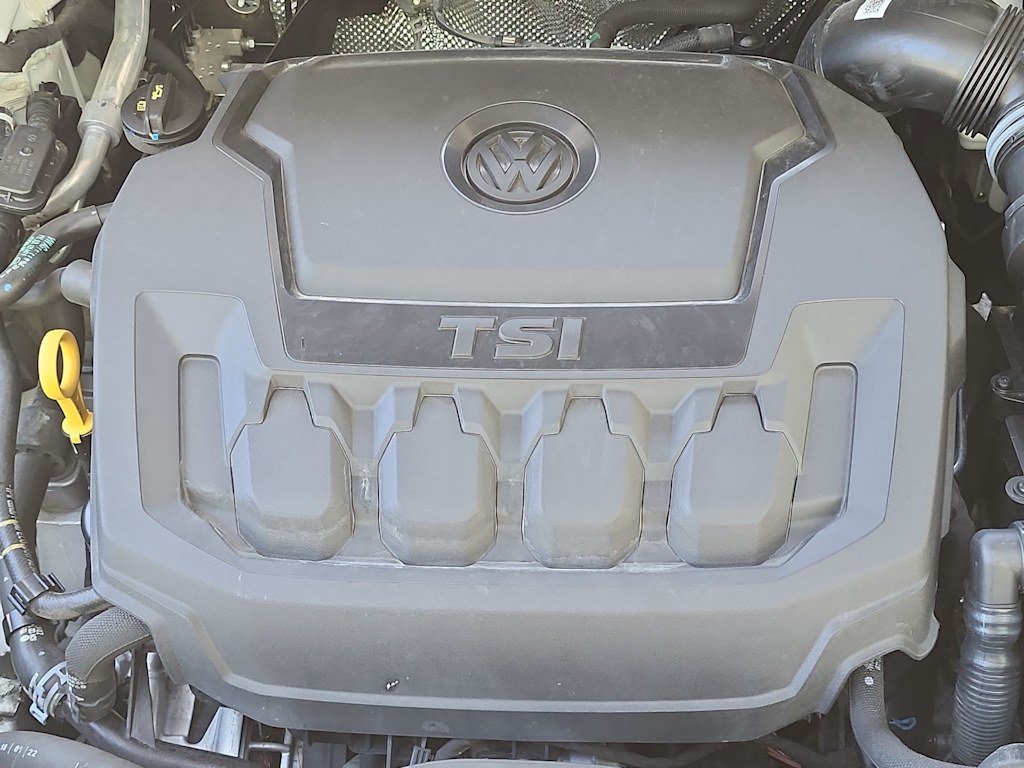 Thumbnail: 2022 Volkswagen Tiguan - 9