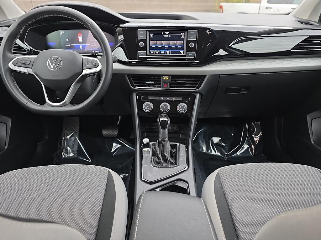 Thumbnail: 2023 Volkswagen Taos - 9