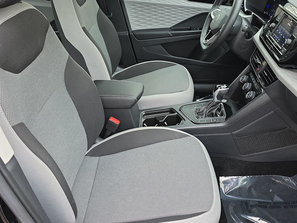 Thumbnail: 2023 Volkswagen Taos - 11