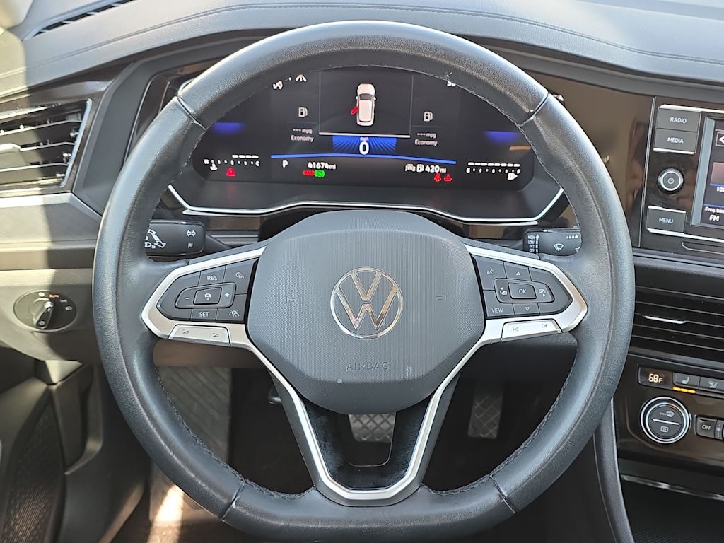 Thumbnail: 2024 Volkswagen Jetta - 14