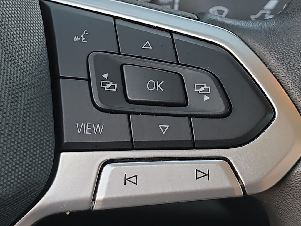 Thumbnail: 2024 Volkswagen Jetta - 28