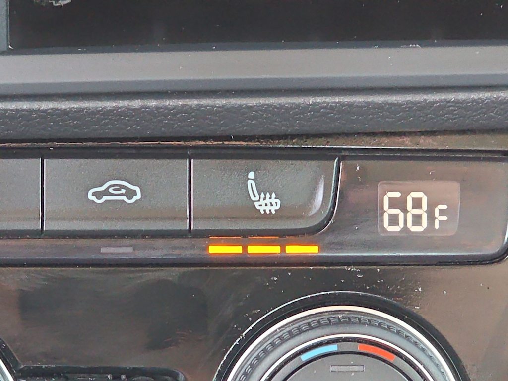 Thumbnail: 2024 Volkswagen Jetta - 29