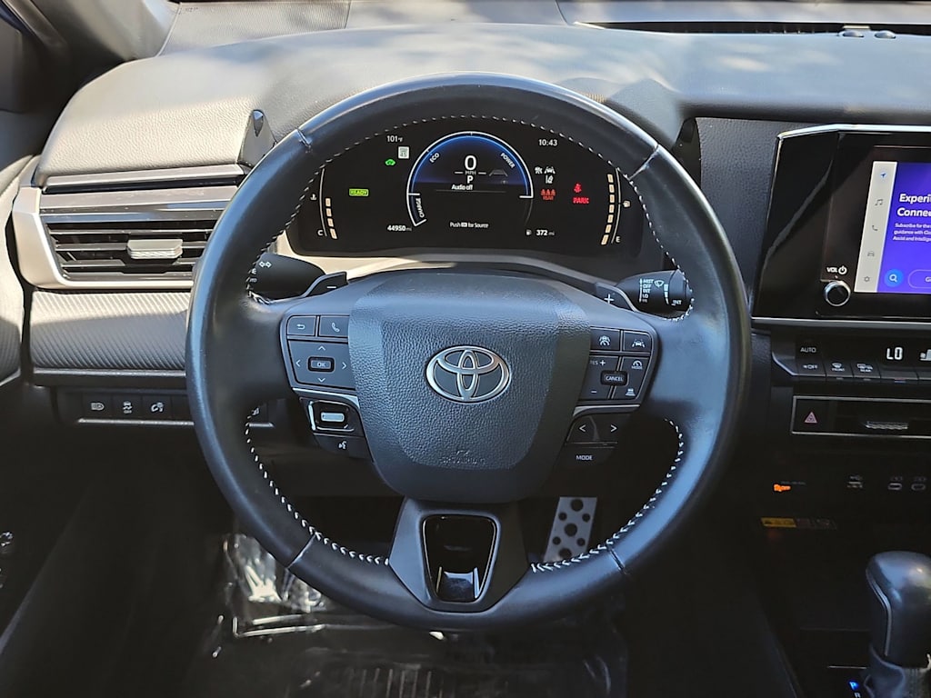 Thumbnail: 2025 Toyota Camry - 14