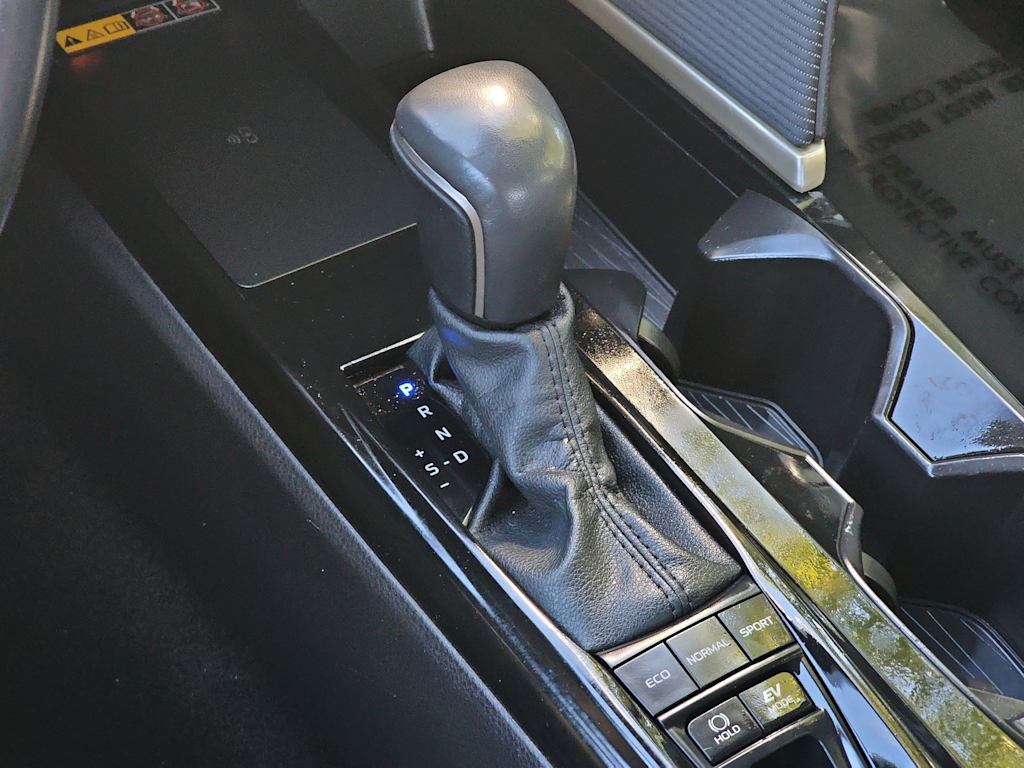 Thumbnail: 2025 Toyota Camry - 16