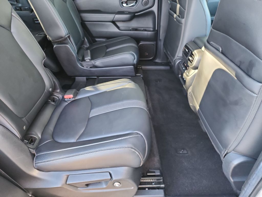 Thumbnail: 2024 Honda Pilot - 12