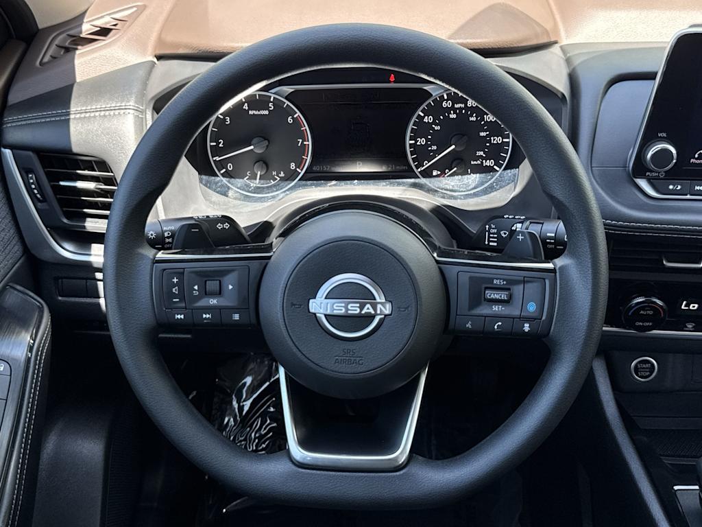 Thumbnail: 2023 Nissan Rogue - 14