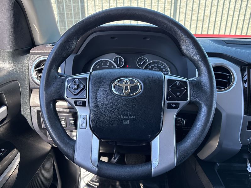 Thumbnail: 2017 Toyota Tundra - 14