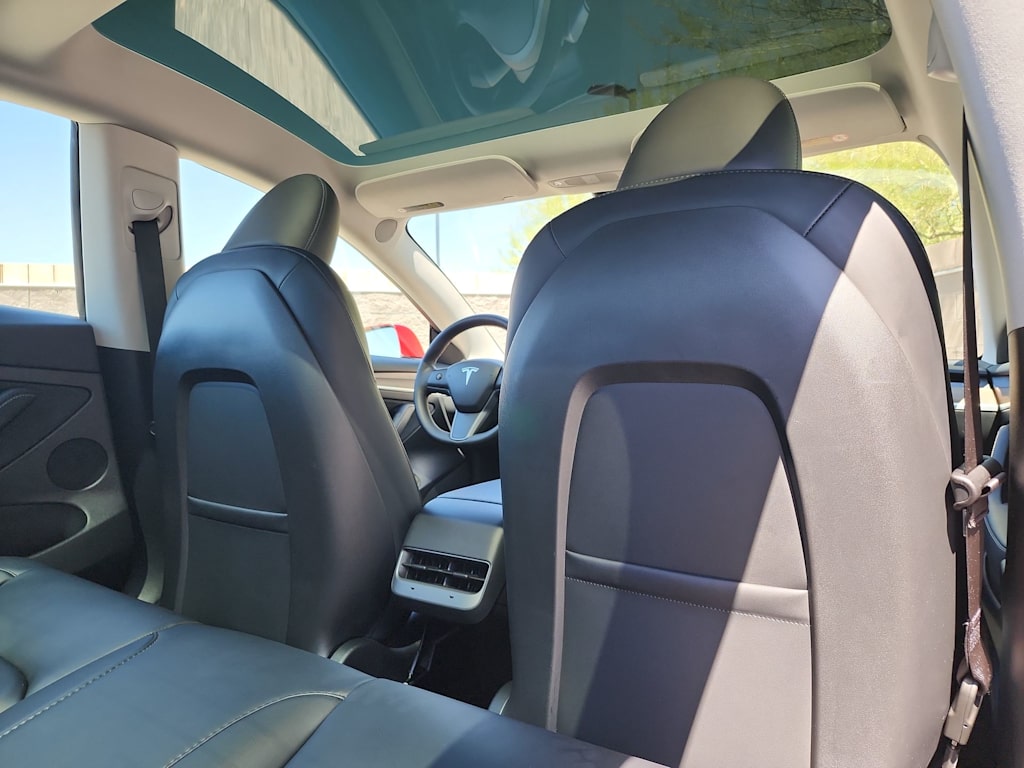 Thumbnail: 2023 Tesla Model 3 - 11