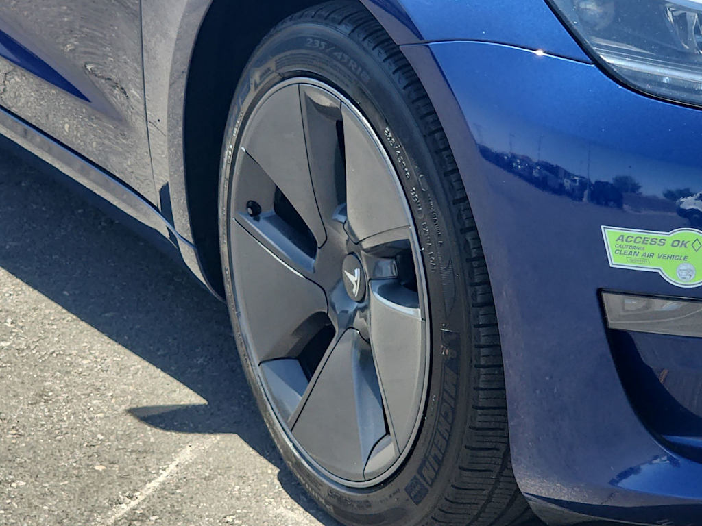 Thumbnail: 2023 Tesla Model 3 - 8
