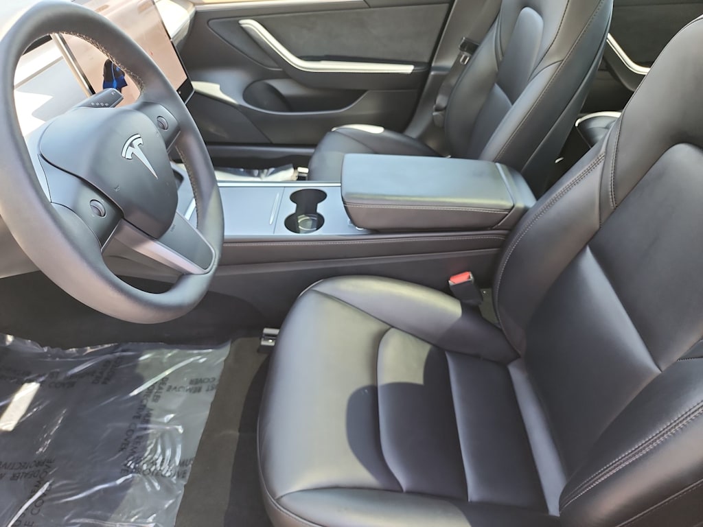 Thumbnail: 2023 Tesla Model 3 - 10