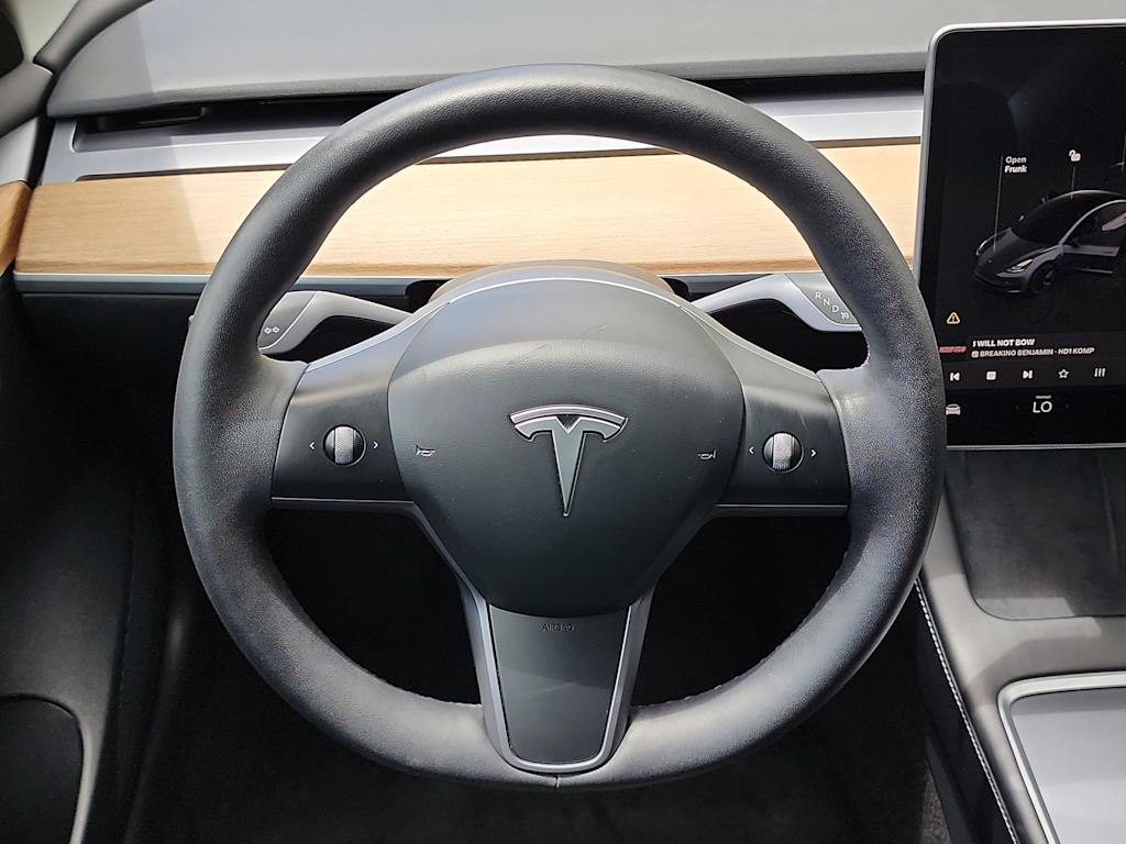 Thumbnail: 2023 Tesla Model 3 - 11