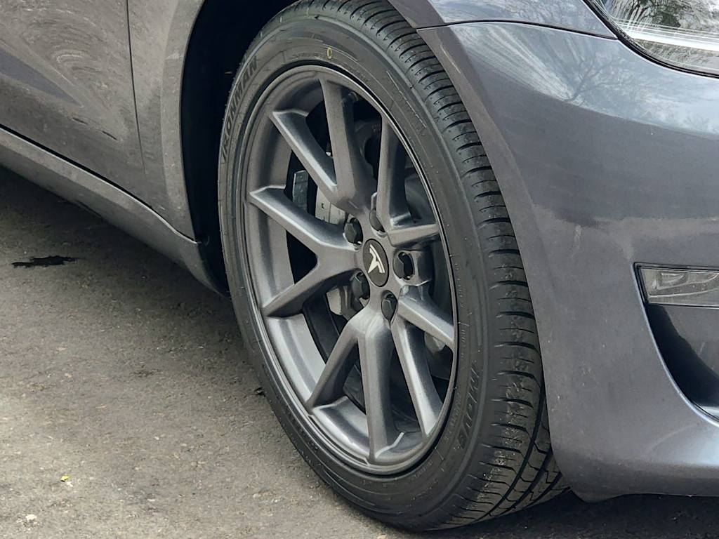 Thumbnail: 2023 Tesla Model 3 - 7