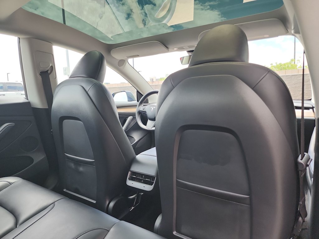 Thumbnail: 2023 Tesla Model 3 - 10