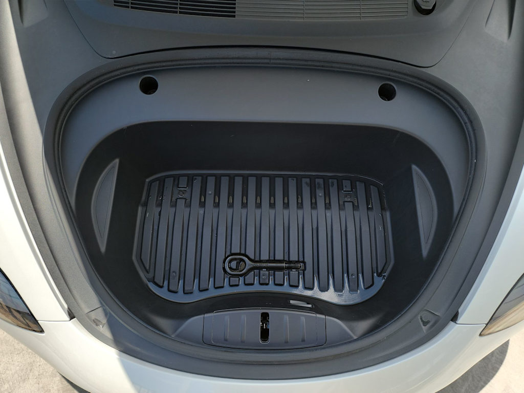 Thumbnail: 2023 Tesla Model 3 - 22