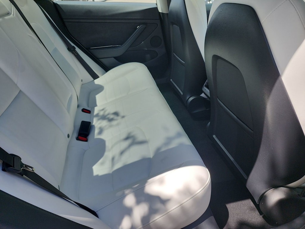 Thumbnail: 2023 Tesla Model 3 - 23