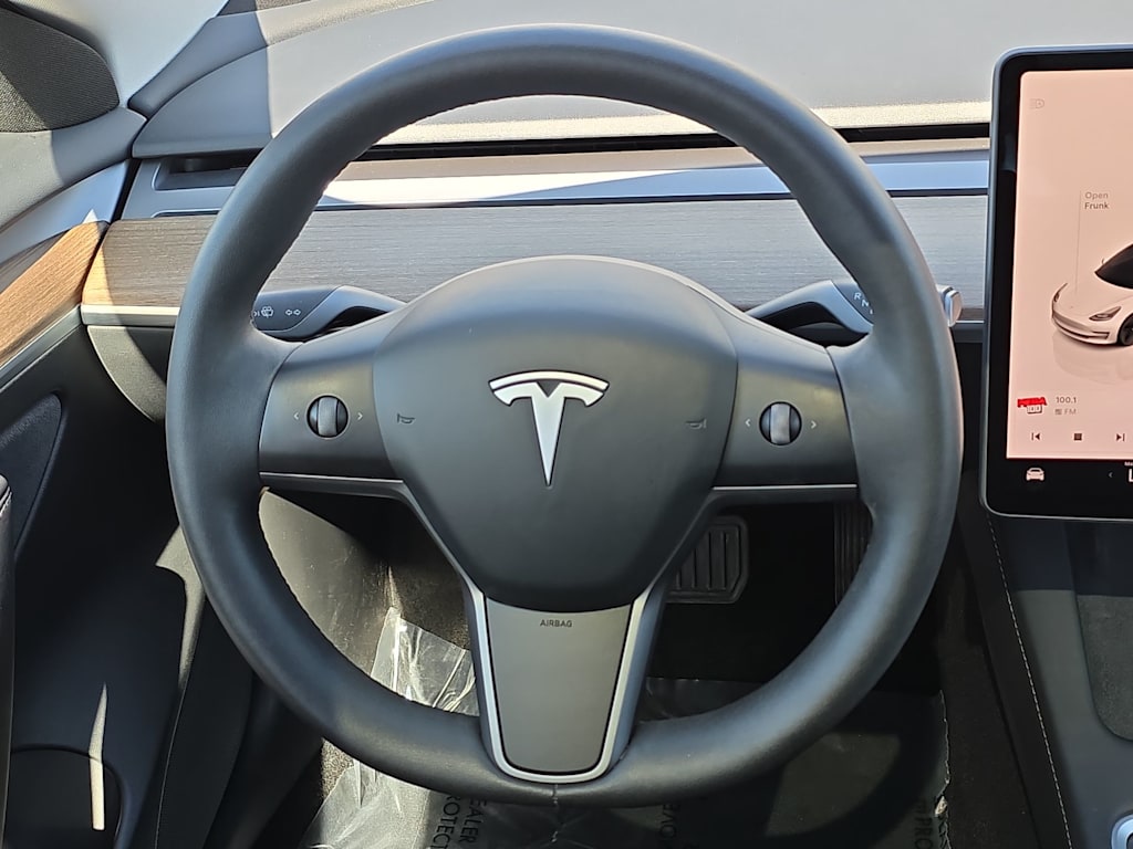 Thumbnail: 2023 Tesla Model 3 - 12