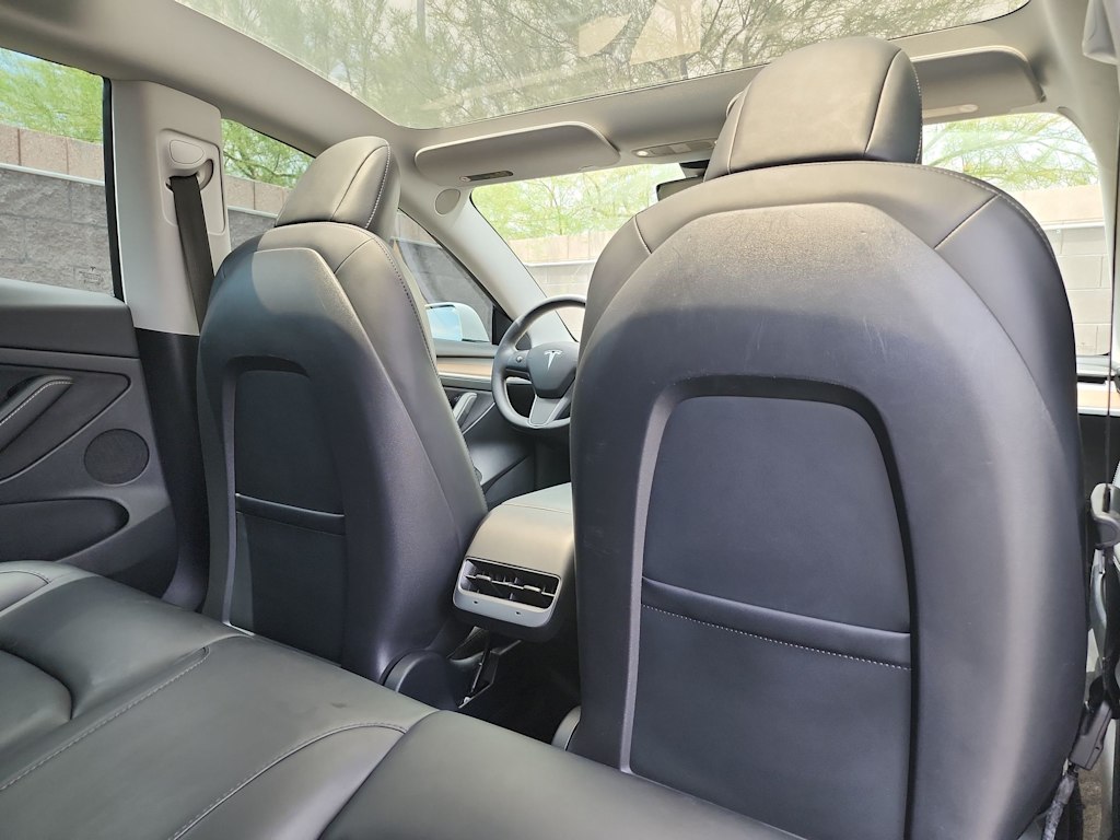 Thumbnail: 2021 Tesla Model 3 - 10