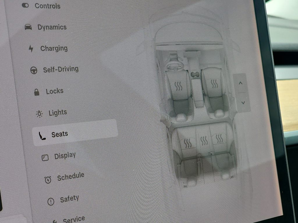 Thumbnail: 2021 Tesla Model 3 - 27