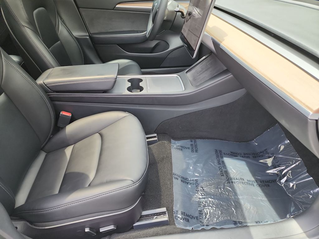Thumbnail: 2021 Tesla Model 3 - 23